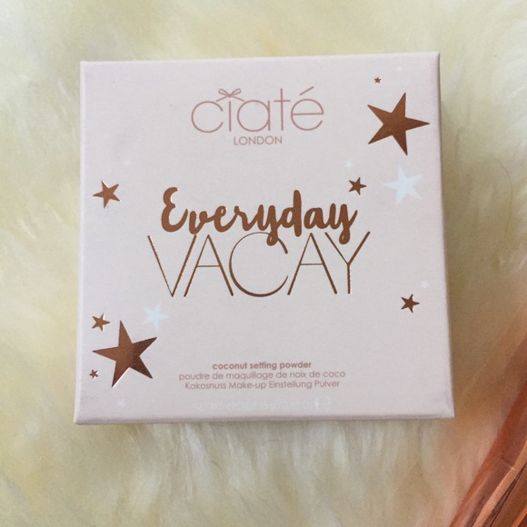 SOLD ✨ Rose Gold Face Cosmetics Bundle - Picture 5 of 8